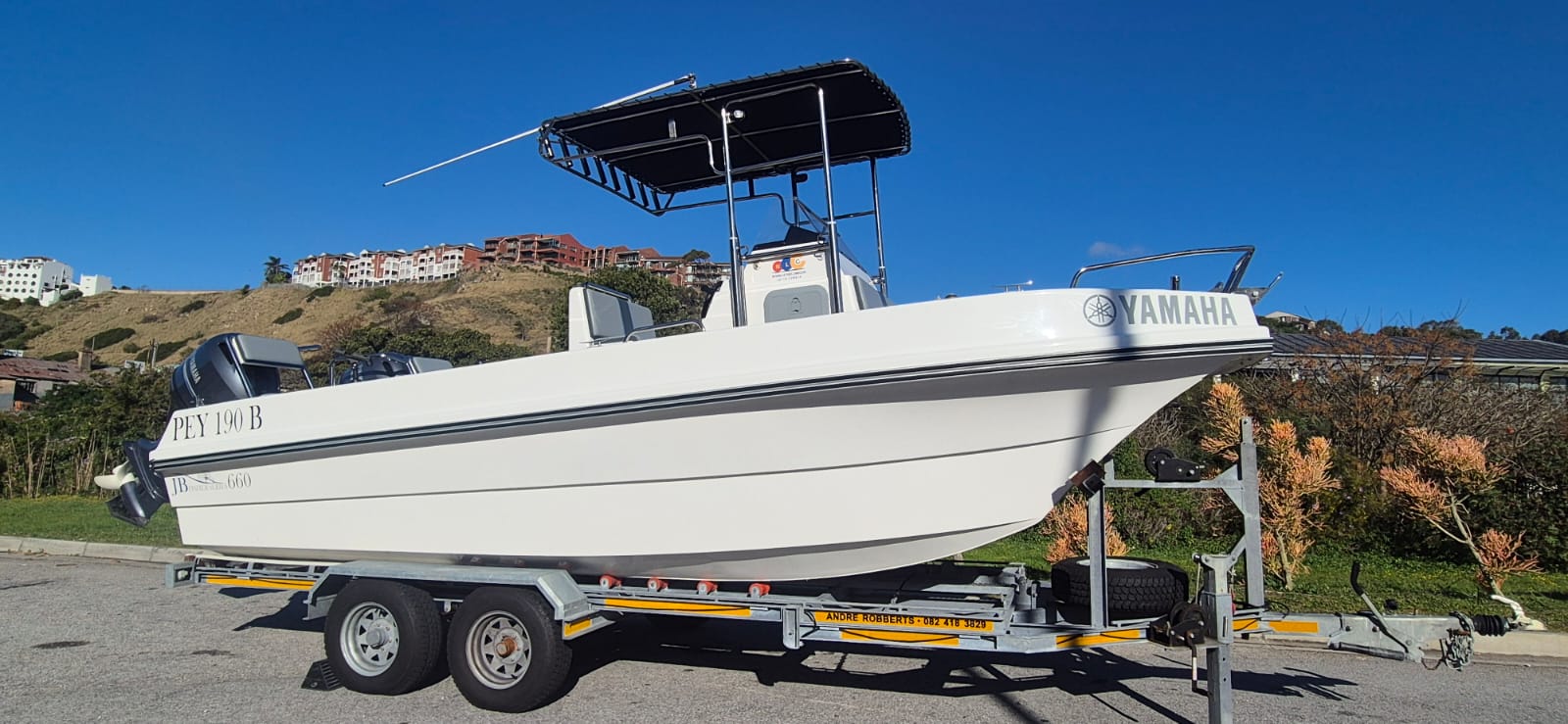 660XL Centre Console - Butt Cat Sales